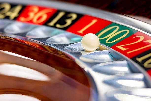 qq777slot app interface showing live football betting and casino games